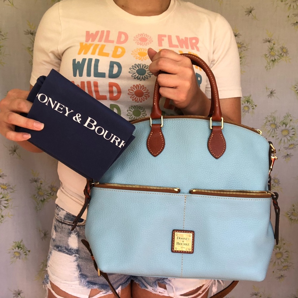 NWOT Dooney & Bourke Double Pocket Satchel